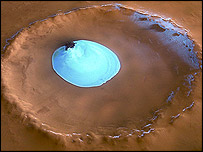 A disc of water ice in a Martian crater, ESA